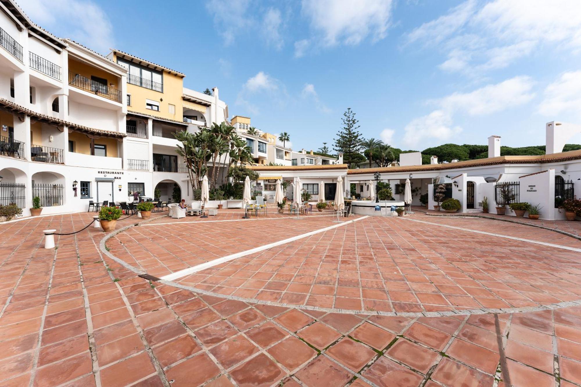 Mi Patio, Port Of Cabopino Apartamento Marbella